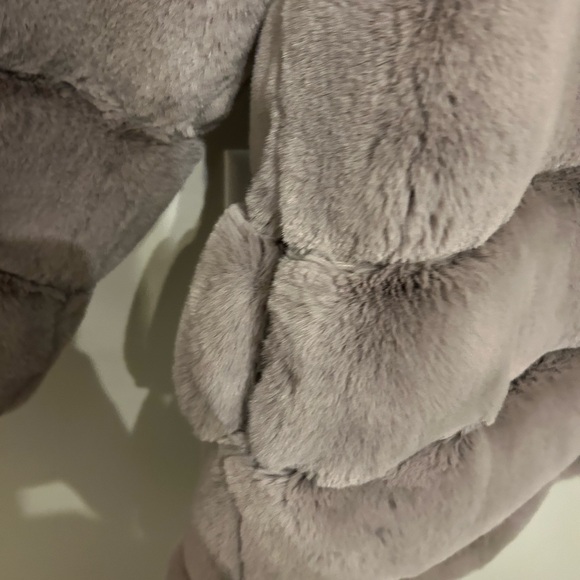 BCBGMaxAzria Gray Faux Fur Coat - Picture 7 of 7